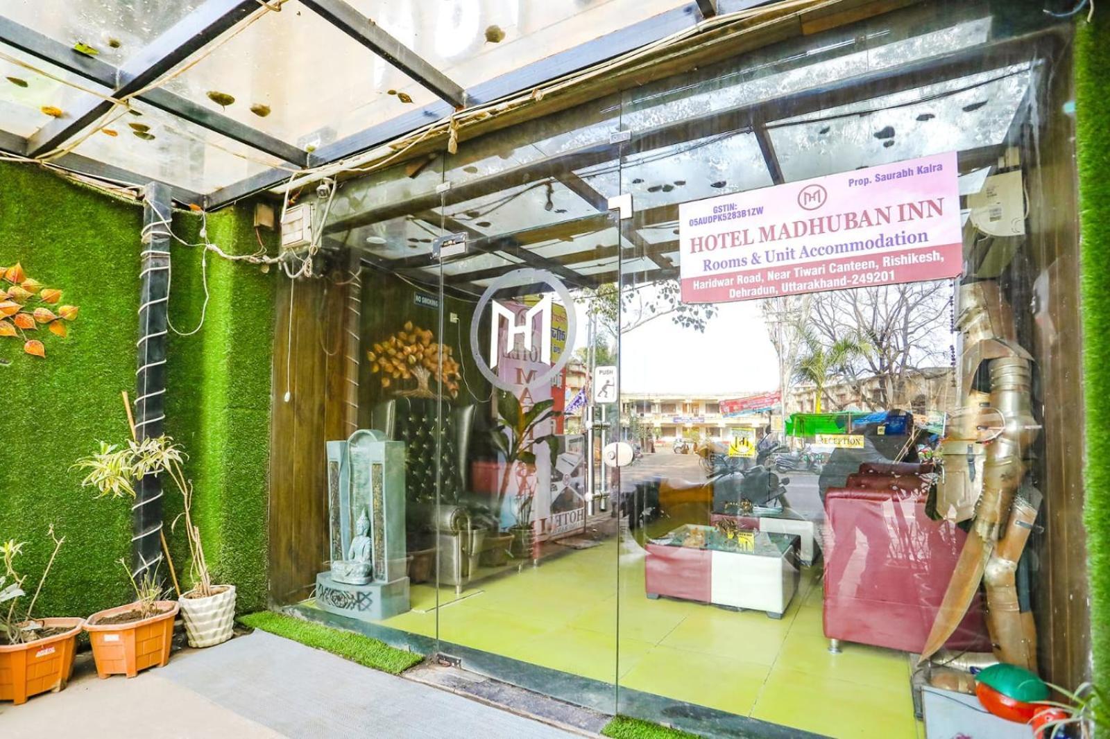 Maduban Inn Rishīkesh Екстериор снимка